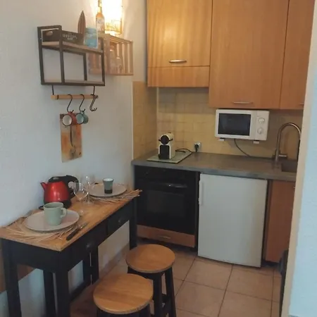 דירה Flamant Rose - Climatise Avec Terrasse, A 150 M *